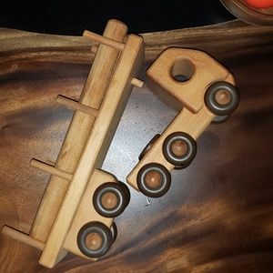 Yensho's Twin Gable Log Truck and Trailer